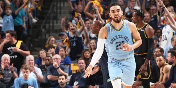 体育数据-“无莫熊”如何暴打勇士55分？除了拼命还有高效率