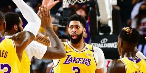 【湖人球迷电台】季后赛首胜，功臣除了詹眉还有谁？