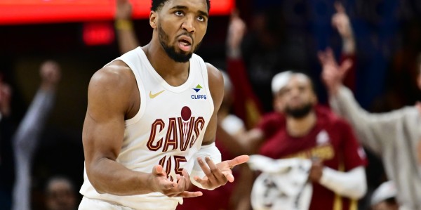 客户端下载-米切尔15次单节20+独享历史第7！前7三位13号秀科比&amp;amp;布克&amp;amp;米切尔