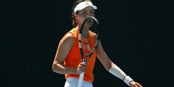 官方入口-澳网2026单打第二轮 中国军团独苗王欣瑜解锁32强 刷新个人赛会最佳纪录