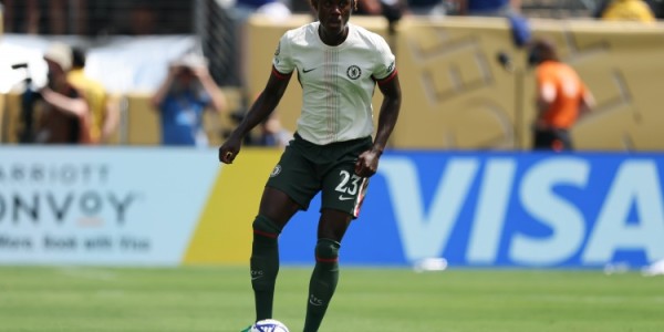 查洛巴：对阵小蜜蜂是一场硬仗，还不会想对阵拜仁而是专注眼下