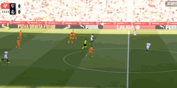 KAIYUN体育APP-【西甲】皇马2比0客胜九人塞维利亚，姆巴佩贴地斩