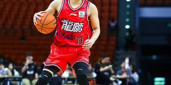 KAIYUN体育APP-惨遭背叛！赛季报销+千万诈骗，今夏或无球可打，郭艾伦，天塌了