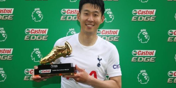 KAIYUN体育APP-压哨进欧冠+孙哥斩金靴 热刺球员要感谢谁？孔蒂！