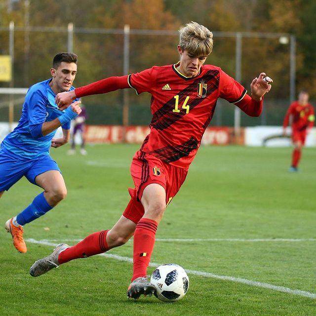 1631872469407083378.jpg 1631872469407083378.jpg