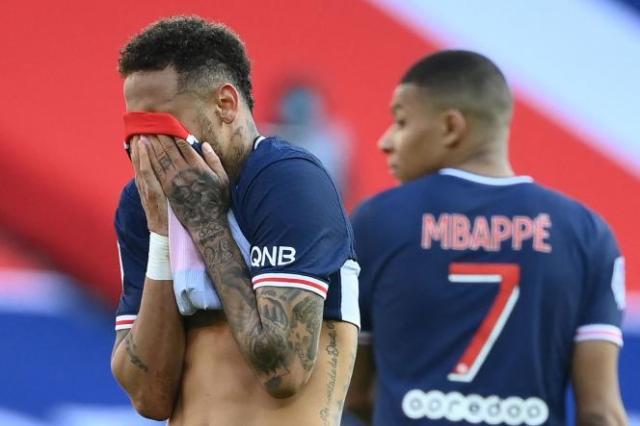 1617498764454061487.jpg Lille-underlines-the-shortcomings-of-PSG-and-takes-back-the.jpg